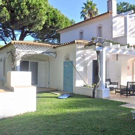 Comfortable Holiday Home In Vilamoura With Pool Exterior photo
