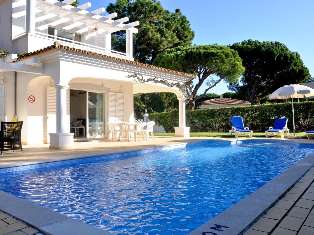 Comfortable Holiday Home In Vilamoura With Pool Exterior photo