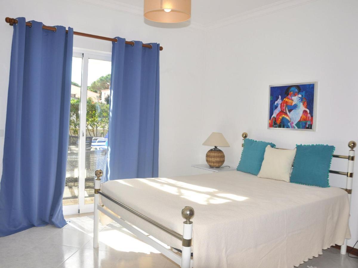 Comfortable Holiday Home In Vilamoura With Pool Exterior photo